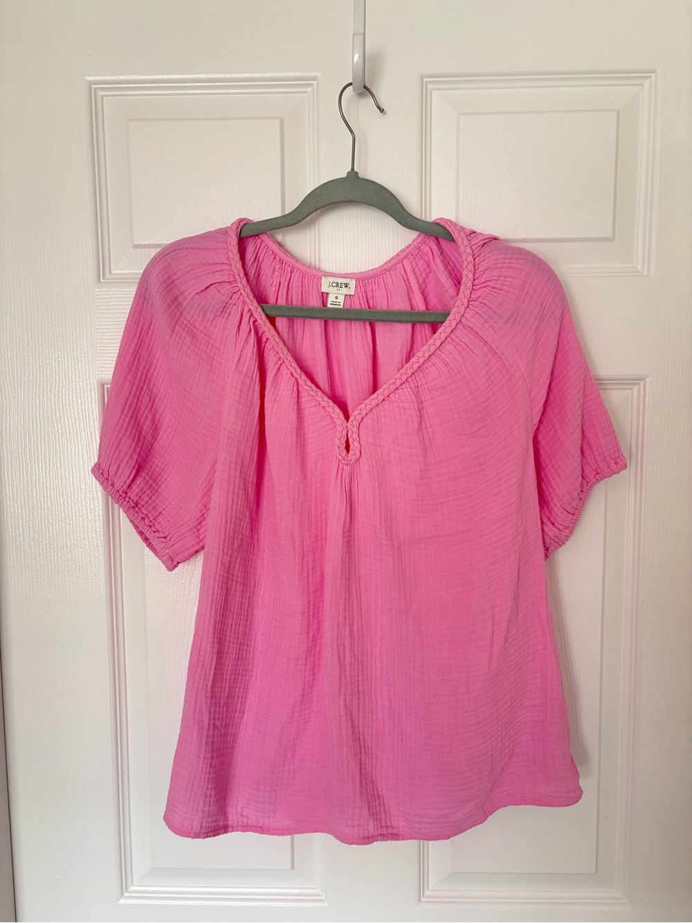 VGC Pink Gauze Short Sleeve Peasant Top. Small. 💕